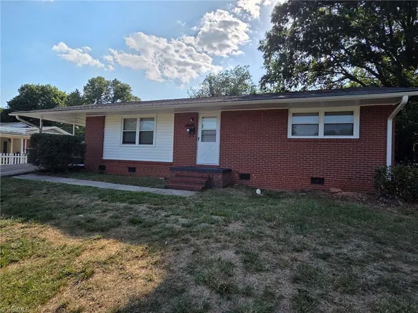2812 Emerson St, Winston Salem, NC 27127