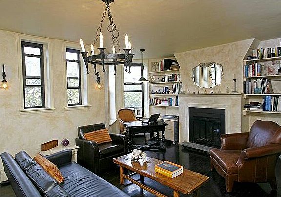 2nd image of 634 11th St APT 3F