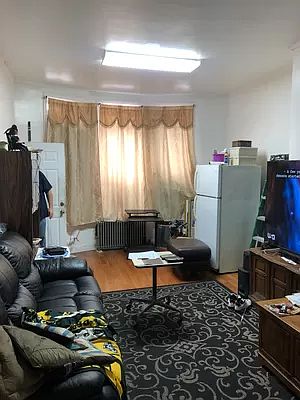 4th image of 1295 Bushwick Ave