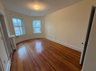 199 Winthrop Rd #3, Brookline, MA 02445