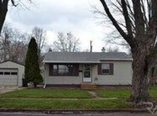 804 E Pam Rd, Sioux Falls, SD 57105