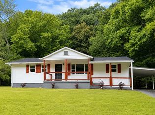 56 W Penn St, Trion, GA 30753