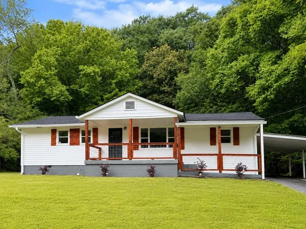 56 W Penn St, Trion, GA 30753
