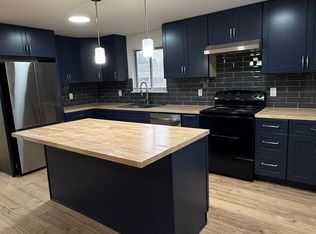 21330 Cypress Way, Lynnwood, WA 98036