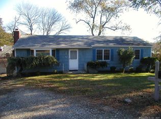 60 Duane Pl, Bridgeport, CT 06610