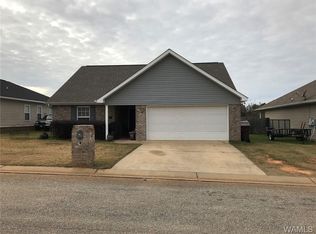 50 Azalea Ln, Moundville, AL 35474