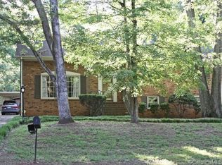 6946 Knightswood Dr, Charlotte, NC 28226