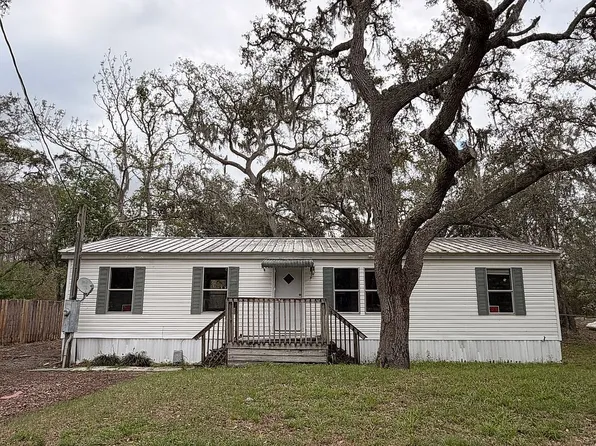 10350 Evergreen St, New Port Richey, FL 34654