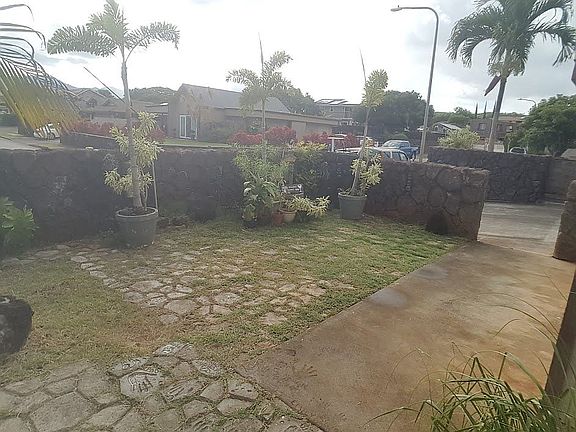 Front yard from side yard