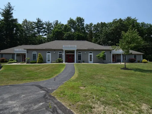 48 Lantern Ln #48, Kingston, NH 03848