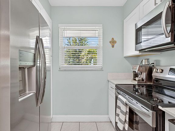 3rd image of 1176 Bayshore Drive #205