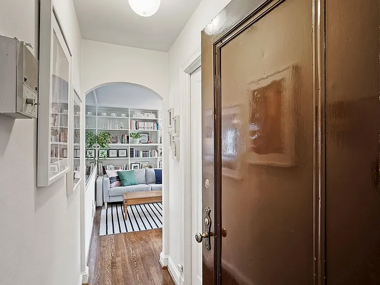 3901 Fulton St NW — Photo 5