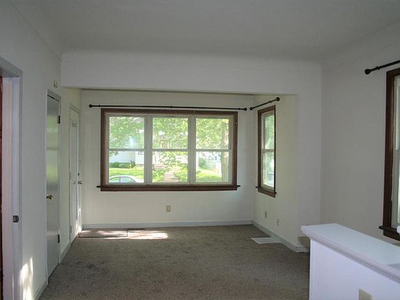 4th image of 767 Orange Ave E