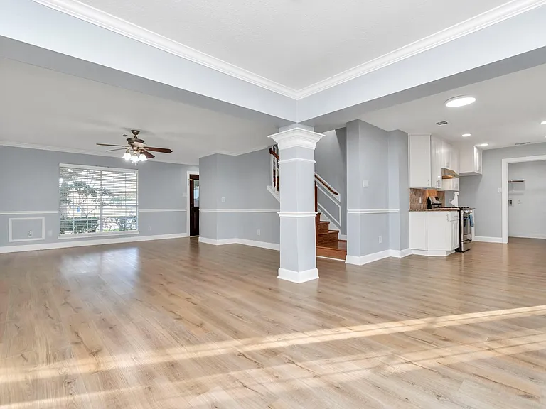 21635 Sandystone Ln — Photo 4