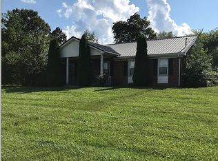 515 S Lucas St, Junction City, KY 40440