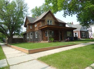 321 E 4th Ave, Mitchell, SD 57301