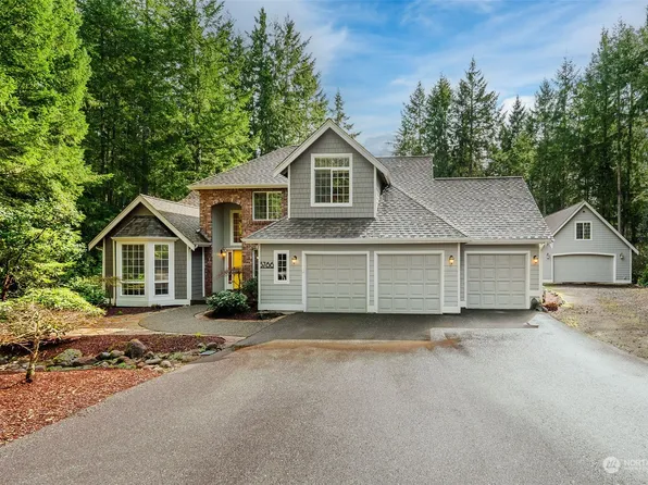 5786 NW Londonderry Loop, Bremerton, WA 98312