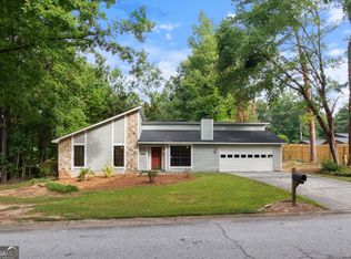 3705 Winterberry Ln, Snellville, GA 30039