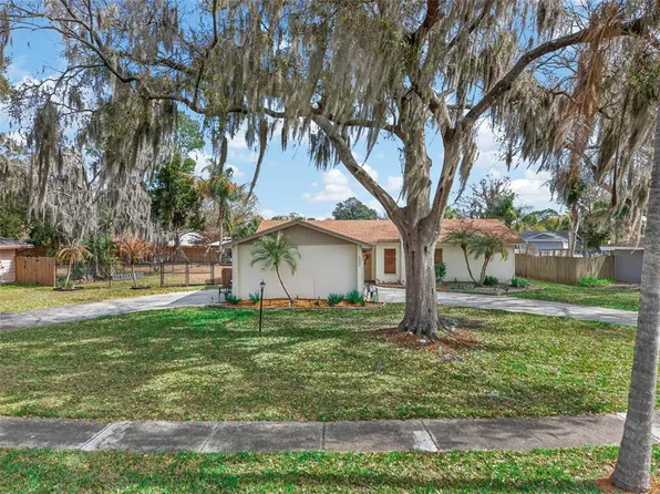 3055 Cross Fox Dr, Mulberry, FL 33860