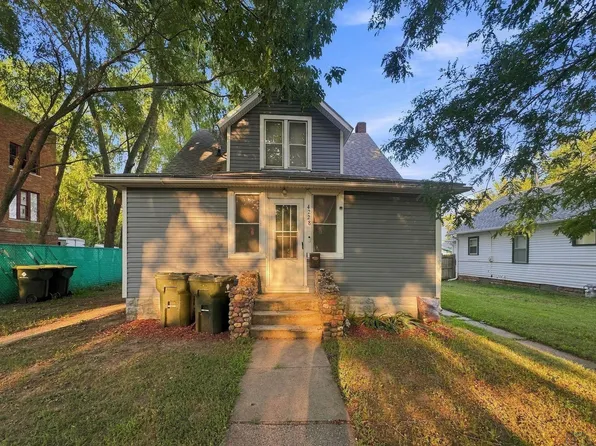 4228 Central St, Sioux City, IA 51108