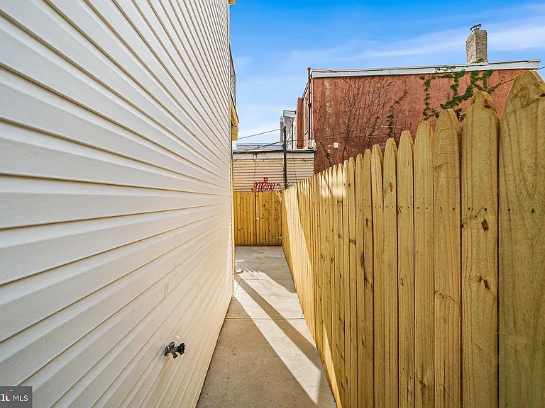 1216 N 28th St #1 — Photo 18