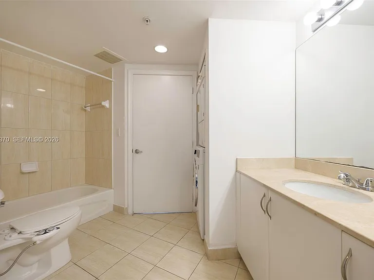 1750 N Bayshore Dr #3801 — Photo 17