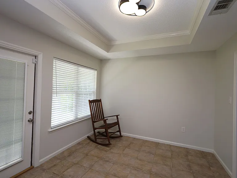 4125 Springruff Dr — Photo 4