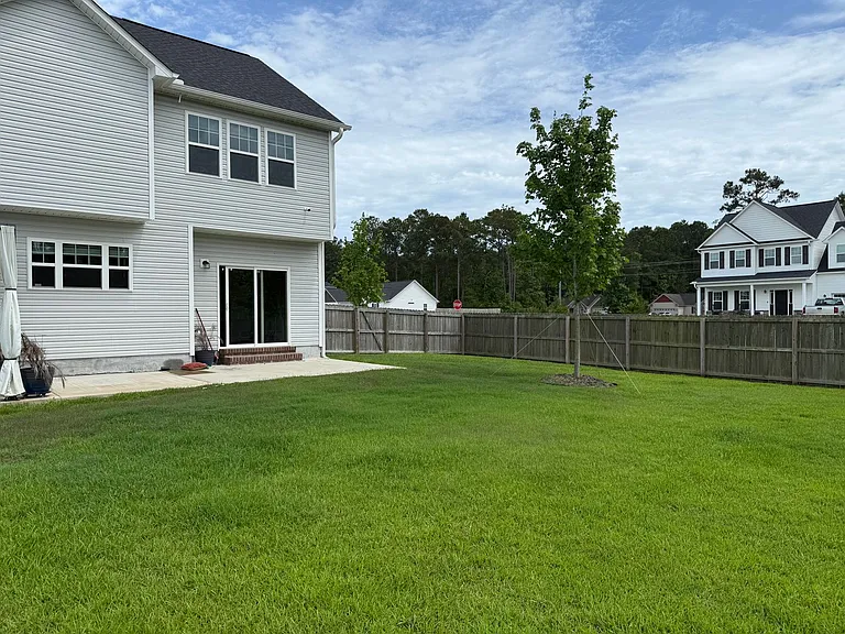 303 Breezeway Dr — Photo 63