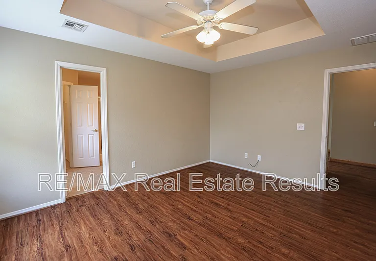 621 Bliss Cir — Photo 19