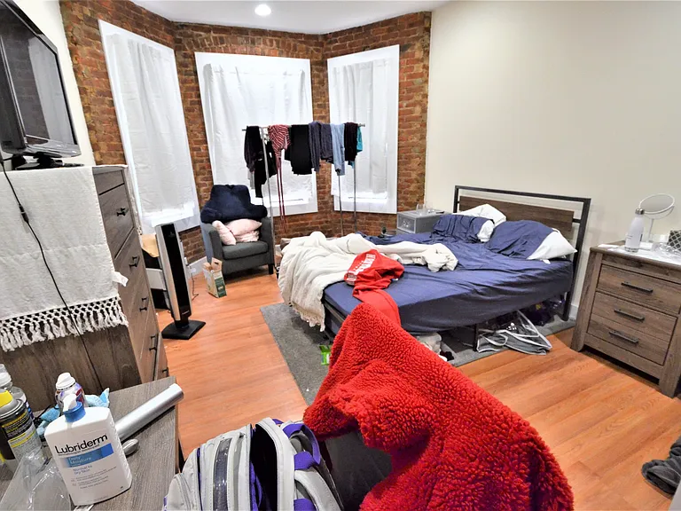 103 Hemenway St #7 — Photo 4