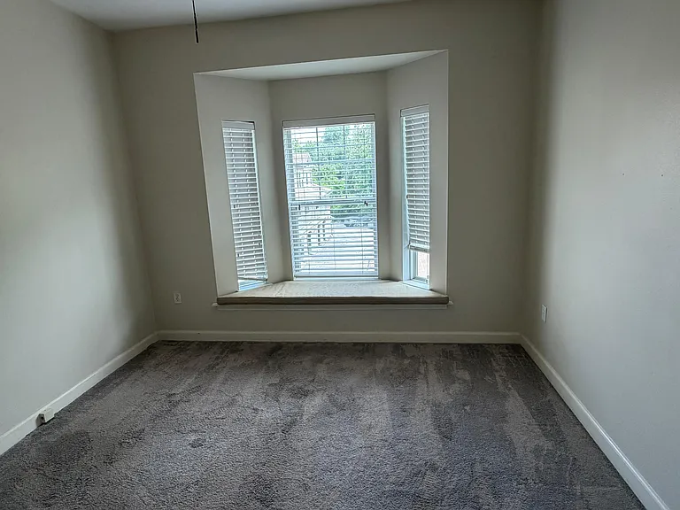 2756 McKnight Crossing Ct — Photo 14