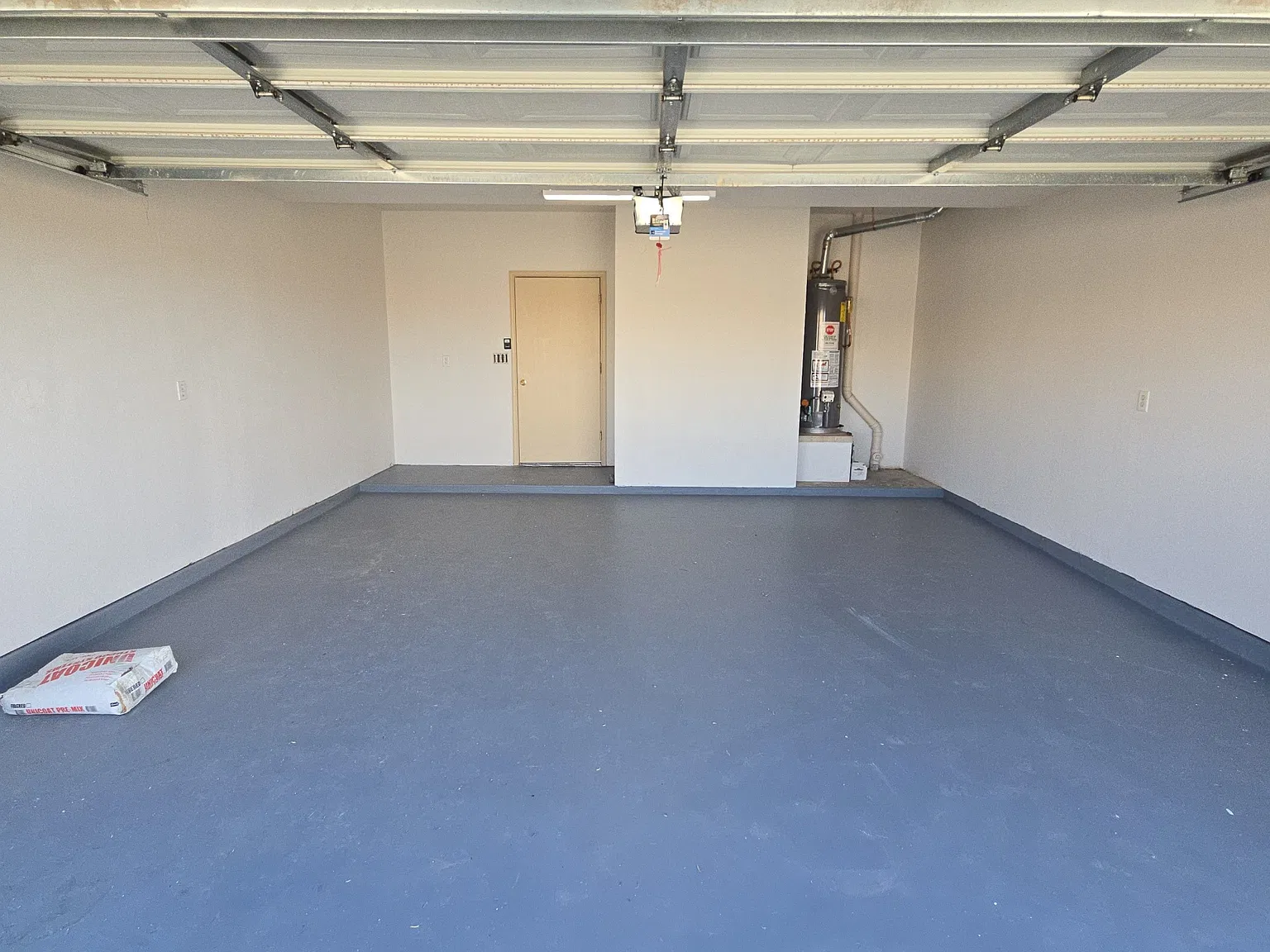 3 bed, 2.5 bath, 1600 sqft, $1,600 — Photo 4
