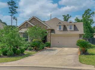 99 N Hawkhurst Cir, The Woodlands, TX 77354