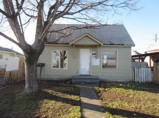 810 N 4th Ave, Yakima, WA 98902