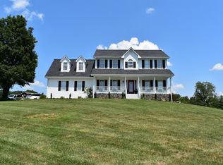 1075 Shane Rd, Moneta, VA 24121