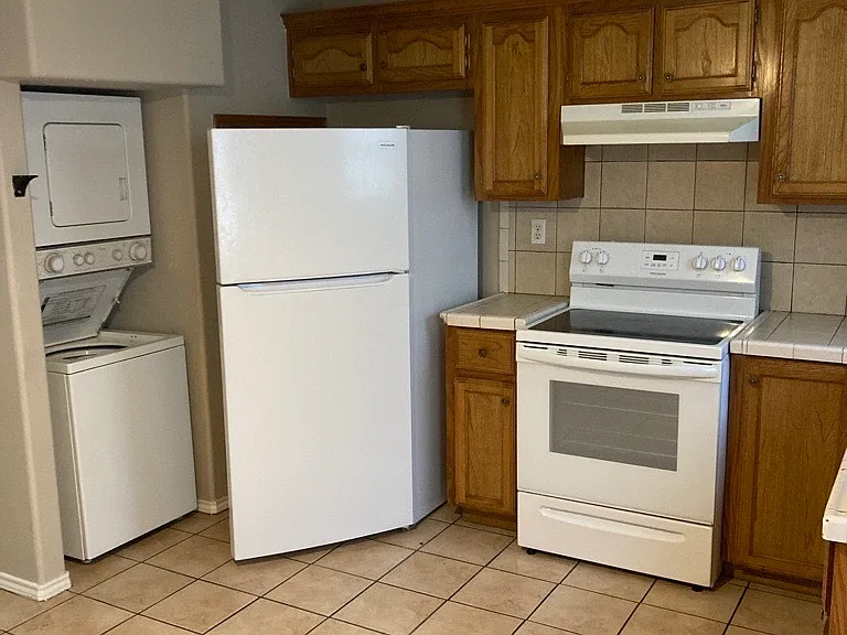 4308 Kings Dr #2 — Photo 8
