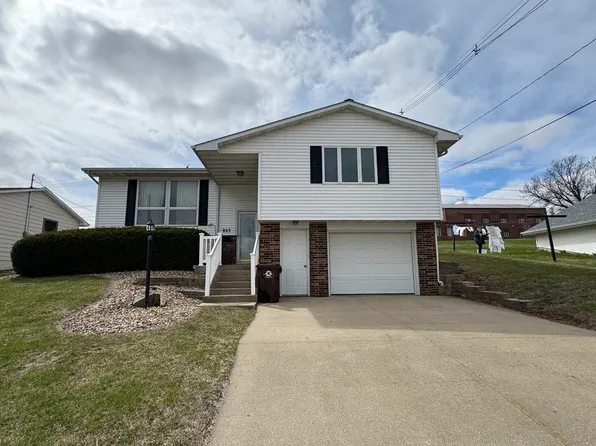 803 Main St, Holy Cross, IA 52053