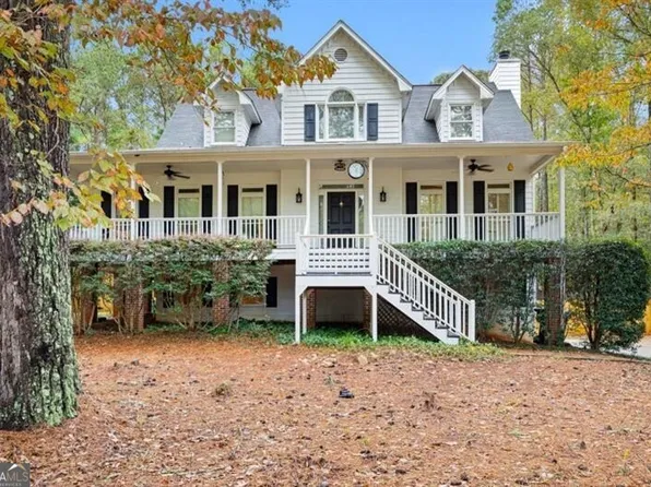 241 Falcon Pointe Ct, Canton, GA 30114