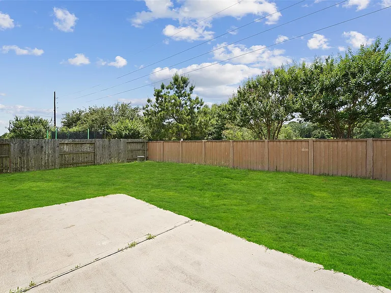 3007 Meadow Prairie St — Photo 29