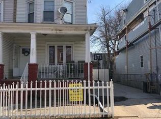 922 No 31 St, Camden, NJ 08105