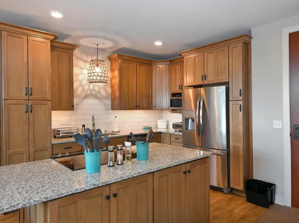 101 Saint Olaf Ave Unit 407, Northfield, MN 55057