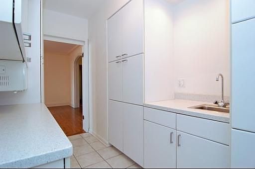5th image of 3500 N Lake Shore Dr APT 8D