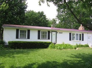 8409 Peachey Rd, Bergen, NY 14416