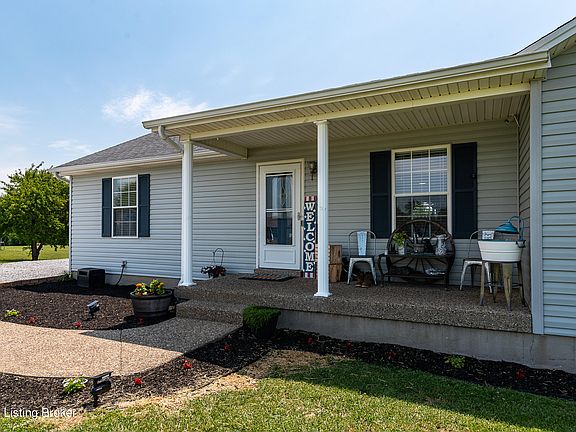 4th image of 76 Webb Ln