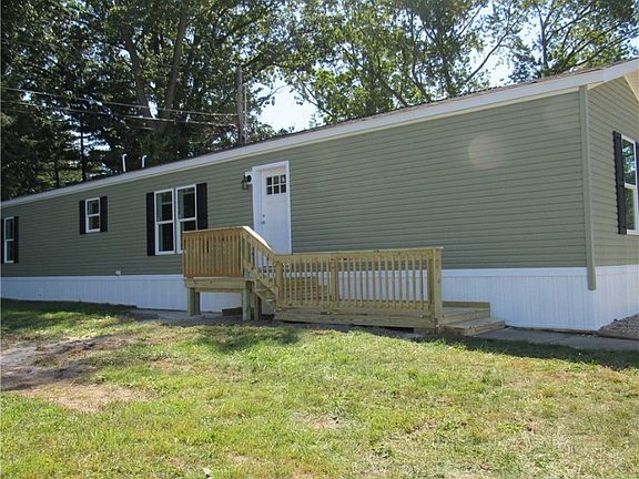 4th image of 3785 S Main St