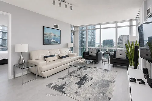 15 Fort York Blvd #710 Photo 1