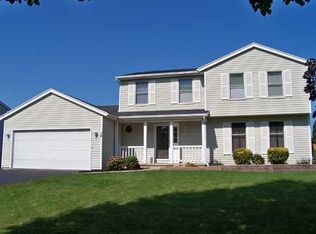 14 Saveria Dr, Hilton, NY 14468