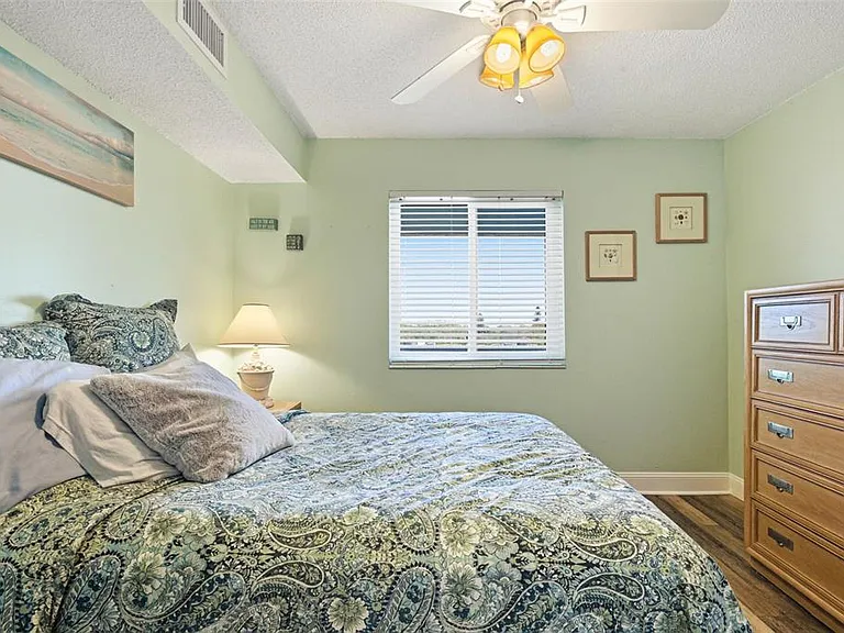 801 83rd Ave N #510 — Photo 20