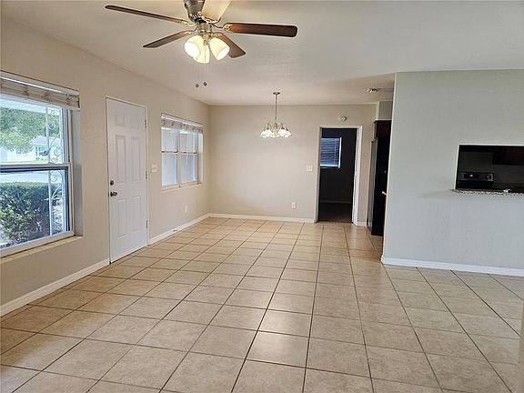5th image of 409 KERRY DRIVE