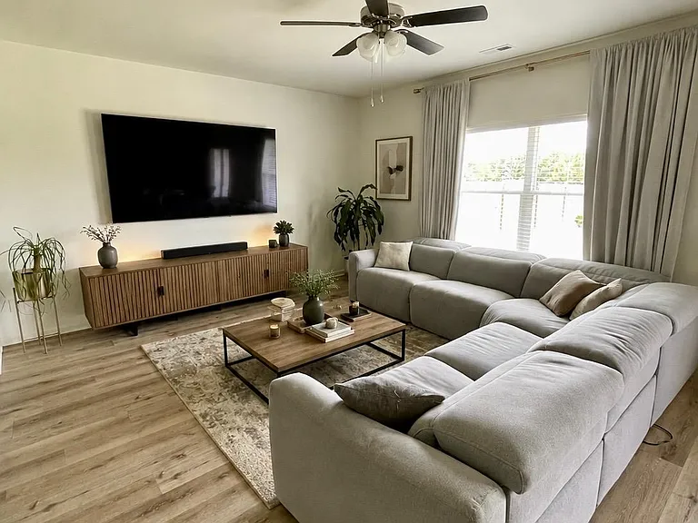 249 Chelsea Park Cir — Photo 9